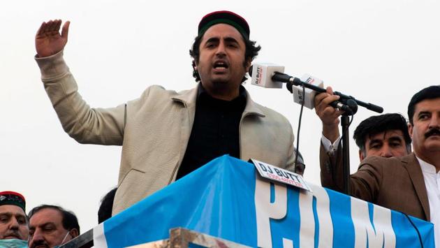 Bilawal Bhutto Zardari, chairman of the Pakistan Peoples Party and son of former prime minister of Pakistan Benazir Bhutto, gestures while addressing supporters during a political rally in Peshawar on November 22.(AFP file) Bilawal Bhutto Zardari, chairman of the Pakistan Peoples Party and son of former prime minister of Pakistan Benazir Bhutto, gestures while addressing supporters during a political rally in Peshawar on November 22.(AFP file)