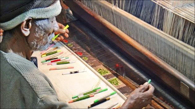 Covid-19: Wedding season seams less promising for India’s textile traders(Twitter/Sahapedia) Covid-19: Wedding season seams less promising for India’s textile traders(Twitter/Sahapedia)