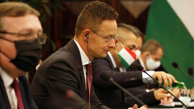 Hungarian Foreign minister Peter Szijjarto said talks were also underway on how the Russian vaccine could be potentially produced in Hungary.(Reuters) Hungarian Foreign minister Peter Szijjarto said talks were also underway on how the Russian vaccine could be potentially produced in Hungary.(Reuters)