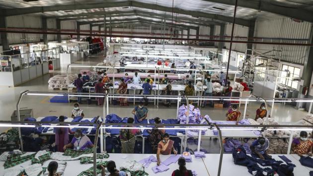 Growth in credit to the services sector accelerated to 9.5 per cent in October 2020 from 6.5 per cent in the same month of the previous year.(Bloomberg file photo. Representative image) Growth in credit to the services sector accelerated to 9.5 per cent in October 2020 from 6.5 per cent in the same month of the previous year.(Bloomberg file photo. Representative image)