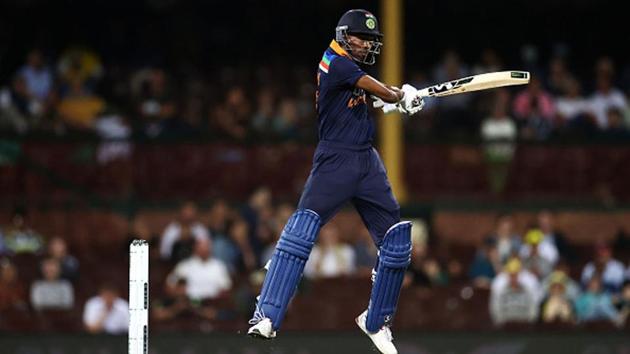 Hardik Pandya batting against Australia.(Getty Images)