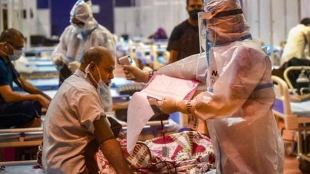 Private hospitals in Prayagraj is yet to submit names of doctors and other medical staff despite a directive by the state govt.(PTI Photo/Representative use) Private hospitals in Prayagraj is yet to submit names of doctors and other medical staff despite a directive by the state govt.(PTI Photo/Representative use)