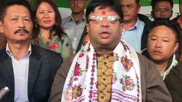 Roshan Giri, general secretary of the Gorkha Janmukti Morcha faction headed by Bimal Gurung.(ANI Photo) Roshan Giri, general secretary of the Gorkha Janmukti Morcha faction headed by Bimal Gurung.(ANI Photo)