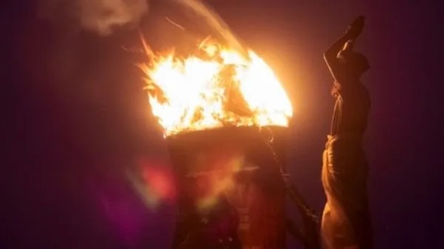 Devotees witnessed ‘Chokkapanai’ (Palm Tree) lit at Ramanathaswamy Temple in Rameswaram on the occasion of Karthigai Deepam festival which is celebrated on the Pournami (Purnima) Tithi of the Tamil month of Karthigai.(Image via Twitter) Devotees witnessed ‘Chokkapanai’ (Palm Tree) lit at Ramanathaswamy Temple in Rameswaram on the occasion of Karthigai Deepam festival which is celebrated on the Pournami (Purnima) Tithi of the Tamil month of Karthigai.(Image via Twitter)