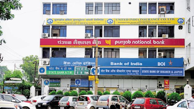 Offices of Bank of India , Punjab National Bank, State Bank of Bikaner & Jaipur and State Bank of India are seen in New Delhi.(Pradeep Gaur/ Mint Photo)