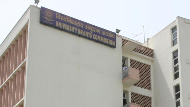 The UGC has also allowed more flexibility to deemed varsities to enter into partnerships with industry bodies to provide practical training to students.(HT Archive) The UGC has also allowed more flexibility to deemed varsities to enter into partnerships with industry bodies to provide practical training to students.(HT Archive)