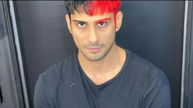 Prateik Babbar dyes one eyebrow and half his hair red, Tiger Shroff ...