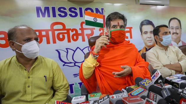 Jammu and Kashmir BJP President Ravinder Raina addresses a press conference at the party office in Jammu.(PTI/ File photo) Jammu and Kashmir BJP President Ravinder Raina addresses a press conference at the party office in Jammu.(PTI/ File photo)