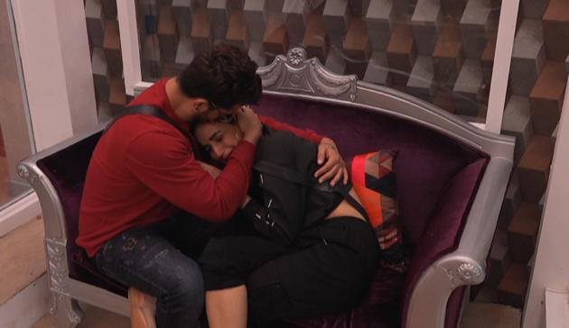 Both Aly Goni and Jasmin Bhasin cried as they discussed who should be voted out of the game. Both Aly Goni and Jasmin Bhasin cried as they discussed who should be voted out of the game.