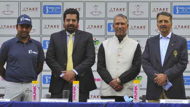 (From left) Golfer Anirban Lahiri, PGTI CEO Uttam Singh Mundy, Jeev Milkha Singh and Chandigarh Golf Club president SS Sandhu addressing media in Chandigarh on Tuesday. The four day event will begin on December 3. (KESHAV SINGH/HT) (From left) Golfer Anirban Lahiri, PGTI CEO Uttam Singh Mundy, Jeev Milkha Singh and Chandigarh Golf Club president SS Sandhu addressing media in Chandigarh on Tuesday. The four day event will begin on December 3. (KESHAV SINGH/HT)