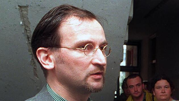 FILE - In this file photo dated Saturday, May 2, 1998, Jozsef Szajer, vice-president of the Fidesz Hungarian Civic Party, talks to the media. Hungarian member of the European Parliament Jozsef Szajer on Tuesday Dec. 1, 2020, admitted to being among those present at an illegal party broken up by Belgian police in central Brussels last week, amid press reports he took part in a COVID-19 lockdown sex orgy. (AP photo/Tibor Rozsahegyi, FILE)(AP) FILE - In this file photo dated Saturday, May 2, 1998, Jozsef Szajer, vice-president of the Fidesz Hungarian Civic Party, talks to the media. Hungarian member of the European Parliament Jozsef Szajer on Tuesday Dec. 1, 2020, admitted to being among those present at an illegal party broken up by Belgian police in central Brussels last week, amid press reports he took part in a COVID-19 lockdown sex orgy. (AP photo/Tibor Rozsahegyi, FILE)(AP)