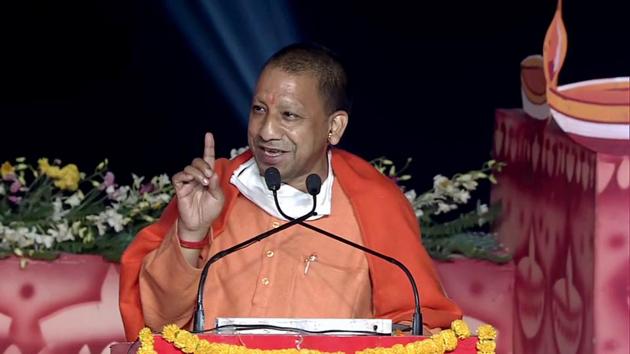 Uttar Pradesh Chief Minister Yogi Adityanath addresses during an event on the occasion of Dev Deepawali in Varanasi on Monday.(ANI) Uttar Pradesh Chief Minister Yogi Adityanath addresses during an event on the occasion of Dev Deepawali in Varanasi on Monday.(ANI)