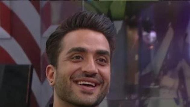 Aly Goni and Kavita Kaushik were seen walking out of the Bigg Boss 14 house on Wednesday’s episode. Aly Goni and Kavita Kaushik were seen walking out of the Bigg Boss 14 house on Wednesday’s episode.