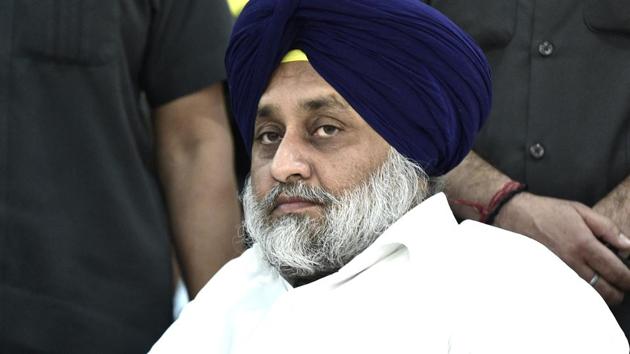 Former CM Sukhbir Singh Badal says Parkash Badal&#39;s returning of award sends  a strong message | Latest News India - Hindustan Times