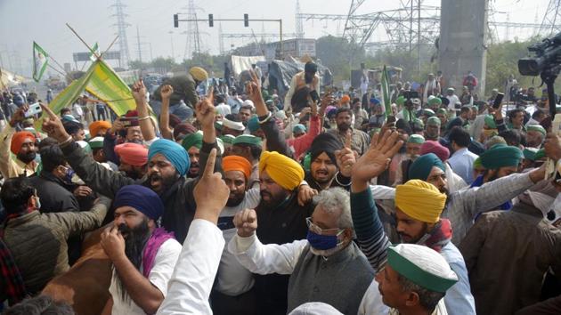 Protesting farmers react and raise slogans during the protest against central government's farm reform laws, at New Delhi - UP border, UP-Gate, in New Delhi, India, on Wednesday, December 2, 2020.(Photo: Sakib Ali /Hindustan Times) Protesting farmers react and raise slogans during the protest against central government's farm reform laws, at New Delhi - UP border, UP-Gate, in New Delhi, India, on Wednesday, December 2, 2020.(Photo: Sakib Ali /Hindustan Times)