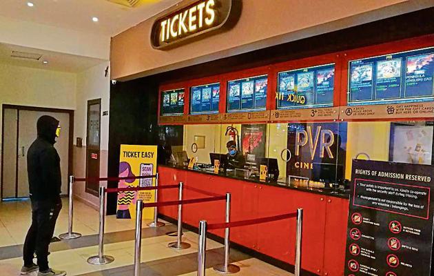 The ticket counter wears a desolate look at PVR Cinemas, Silver Arc Mall, Ludhiana on Thursday.(Harsimar Pal Singh/HT)