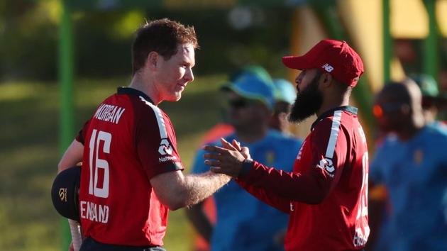 England's Eoin Morgan and teammates celebrate winning at the end of the match. (REUTERS) England's Eoin Morgan and teammates celebrate winning at the end of the match. (REUTERS)