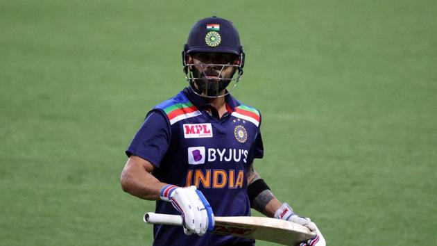India's Virat Kohli walks off dejected after being caught by Moises Henriques off the bowling of Australia's Josh Hazlewood.(REUTERS) India's Virat Kohli walks off dejected after being caught by Moises Henriques off the bowling of Australia's Josh Hazlewood.(REUTERS)