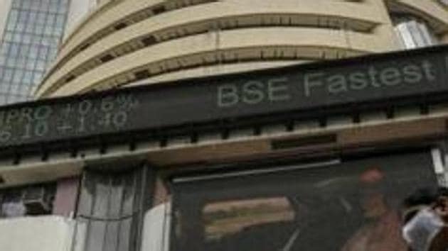 Sensex Nifty Hit Record Highs After Rbi Revises Gdp Forecast Hindustan Times