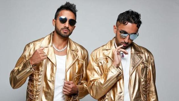 American musician duo of Indian origin Twinjabi recently released their bilingual song Desi Dons. American musician duo of Indian origin Twinjabi recently released their bilingual song Desi Dons.