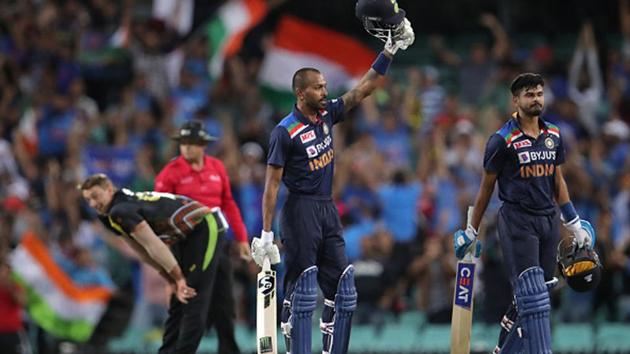 Hardik Pandya celebrates after hitting the winning runs for India.(Getty Images)