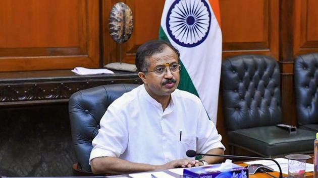 Muraleedharan said he failed to understand on what basis Golwalkar’s name had become unacceptable.(PTI Photo) Muraleedharan said he failed to understand on what basis Golwalkar’s name had become unacceptable.(PTI Photo)