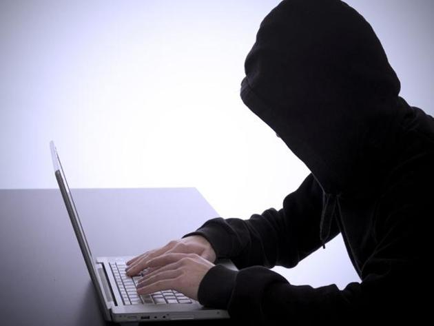 It is the second such case of online fraud in the past two days. On Saturday, the police had booked two Kharar residents for duping a Ludhiana woman of ₹1.43 lakh on the pretext of sending her expensive gifts from abroad. (HT FILE) It is the second such case of online fraud in the past two days. On Saturday, the police had booked two Kharar residents for duping a Ludhiana woman of ₹1.43 lakh on the pretext of sending her expensive gifts from abroad. (HT FILE)