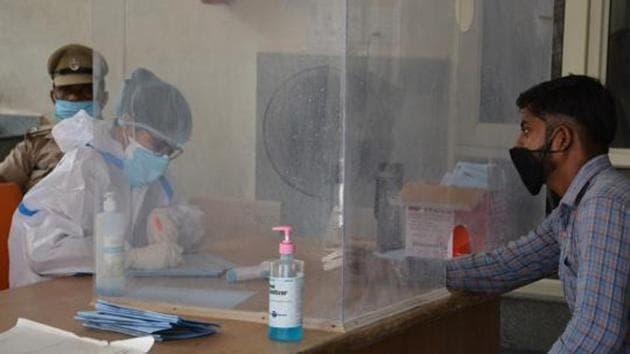 A Covid sampling ward in Panchkula civil hospital. (SANT ARORA/HT) A Covid sampling ward in Panchkula civil hospital. (SANT ARORA/HT)