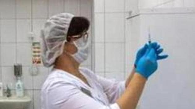 The vaccine, created by Pfizer Inc. and BioNTech SE, has arrived at secure locations in Britain from Belgium, the Department of Health and Social Care said on Sunday. (Bloomberg) The vaccine, created by Pfizer Inc. and BioNTech SE, has arrived at secure locations in Britain from Belgium, the Department of Health and Social Care said on Sunday. (Bloomberg)