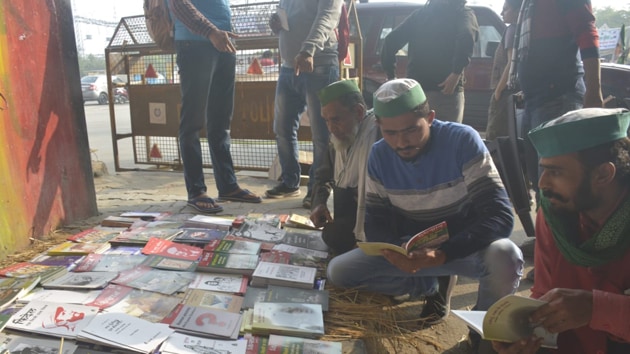 Many farmers were seen visiting the library throughout the day on Sunday.(Sakib Ali/HT Photo) Many farmers were seen visiting the library throughout the day on Sunday.(Sakib Ali/HT Photo)