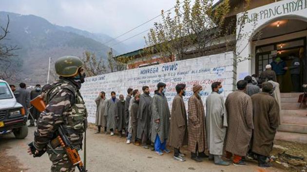 Jammu and Kashmir State Election Commissioner KK Sharma told a press conference that the fourth phase polling was conducted successfully and the turnout was 50.08%. (PTI) Jammu and Kashmir State Election Commissioner KK Sharma told a press conference that the fourth phase polling was conducted successfully and the turnout was 50.08%. (PTI)