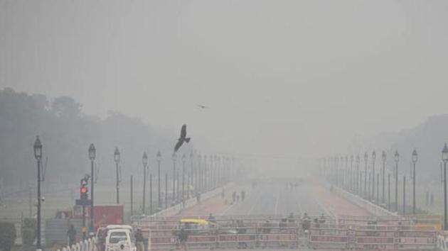 India Gate obscured from view by haze, at Rajpath in New Delhi. (HT file) India Gate obscured from view by haze, at Rajpath in New Delhi. (HT file)