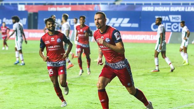 Nerijus Valskis of Jamshedpur FC celebrates his goal during a match.(PTI) Nerijus Valskis of Jamshedpur FC celebrates his goal during a match.(PTI)