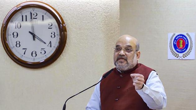 Union Home Minister Amit Shah will meet the farmers on Tuesday ahead of their sixth round of talks with the Centre on Wednesday.(PTI) Union Home Minister Amit Shah will meet the farmers on Tuesday ahead of their sixth round of talks with the Centre on Wednesday.(PTI)