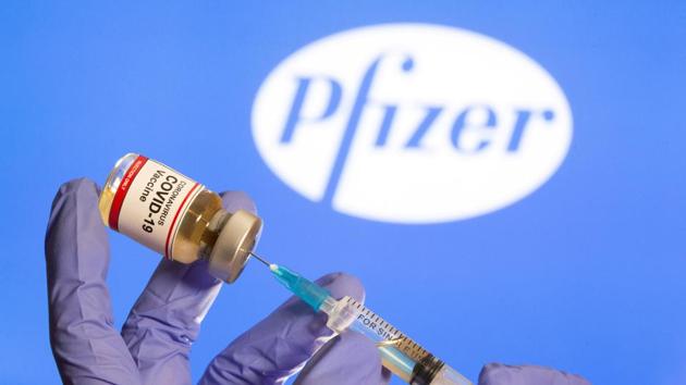 The UK’s MHRA gave Pfizer authorization for emergency use at a record speed, just three weeks after Pfizer published the first data from the final stage of its clinical trial(REUTERS)