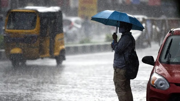 The India Meteorological Department (IMD said that light to moderate rainfall is likely to occur over few places in Tamil Nadu and Puducherry in the next 24 hours.(ANI/ File photo)