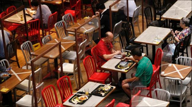 Covid-19: Hong Kong re-imposes restaurant dining bans (Twitter/mlnangalama) Covid-19: Hong Kong re-imposes restaurant dining bans (Twitter/mlnangalama)