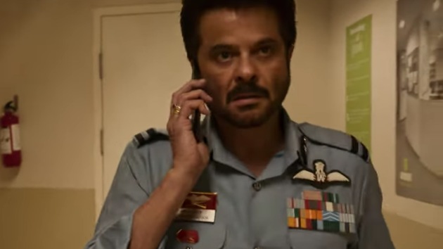 Anil Kapoor plays himself in the film.