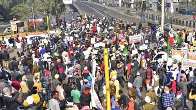 The farmers are protesting against the three new farm bills passed by the Parliament in September. (Gurpreet Singh/Hindustan Times) The farmers are protesting against the three new farm bills passed by the Parliament in September. (Gurpreet Singh/Hindustan Times)