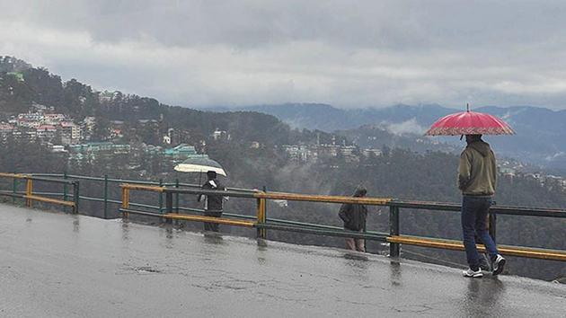 Thunderstorms and lightning with hail is expected in many parts of Jammu, Punjab, Haryana and Chandigarh on December 11 and 12 and light rain in Delhi between December 11 night and December 12noon. (HT file) Thunderstorms and lightning with hail is expected in many parts of Jammu, Punjab, Haryana and Chandigarh on December 11 and 12 and light rain in Delhi between December 11 night and December 12noon. (HT file)