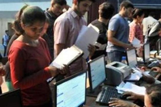 For this year’s Class 11 admission process, a total of 72,820 students are eligible for the first round of admission in 304 colleges of Pune and Pimpri Chinchwad area. (HT PHOTO) For this year’s Class 11 admission process, a total of 72,820 students are eligible for the first round of admission in 304 colleges of Pune and Pimpri Chinchwad area. (HT PHOTO)