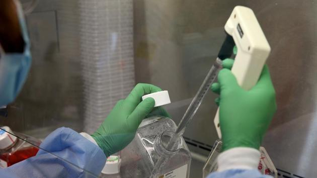 The coronavirus (Covid-19) pandemic, which originated in China’s Wuhan in late 2019, has infected over 70 million and killed nearly 1.6 million across the globe till now. (AFP Photo) The coronavirus (Covid-19) pandemic, which originated in China’s Wuhan in late 2019, has infected over 70 million and killed nearly 1.6 million across the globe till now. (AFP Photo)