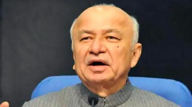 Shinde said Pawar has worked with a lot of people and is widely experienced. (HT File) Shinde said Pawar has worked with a lot of people and is widely experienced. (HT File)