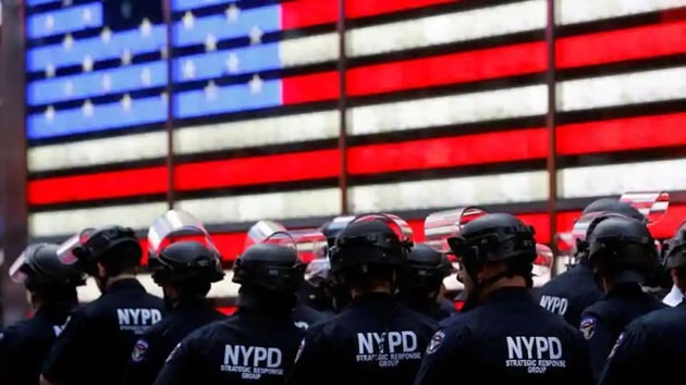 A gunman opened fire from the steps of New York City’s Cathedral Church of St. John the Divine (Reuters image) A gunman opened fire from the steps of New York City’s Cathedral Church of St. John the Divine (Reuters image)