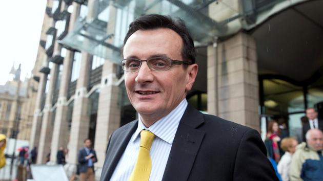 Pascal Soriot, the head of AstraZeneca Plc, spent around two weeks in a Sydney hotel room with guards outside the door, stuck in quarantine after entering Australia(Reuters) Pascal Soriot, the head of AstraZeneca Plc, spent around two weeks in a Sydney hotel room with guards outside the door, stuck in quarantine after entering Australia(Reuters)