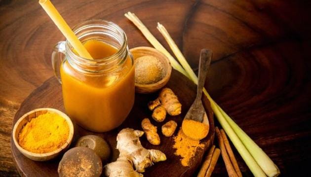 4 great reasons to have an amla-ginger-turmeric tonic on an empty stomach  every day | Health - Hindustan Times