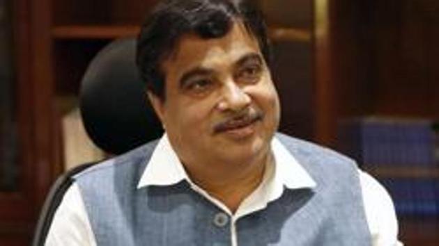 Union Minister Nitin Gadkari said that photo of a “jailed person” from Naxal-affected Gadchiroli district was seen in the protest against the three farm bills.(Reuters image)