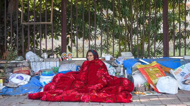 A homeless person seen wrapped in a blanket on a cold winter morning at Nizamuddin in New Delhi on December 14. Cold wave is also declared when the minimum temperature is less than 4 degrees Celsius in the plains. Witnessing a cold day and cold wave together means the gap between day and night temperatures was lower than normal, HT reported citing IMD. (Amal KS / HT Photo) A homeless person seen wrapped in a blanket on a cold winter morning at Nizamuddin in New Delhi on December 14. Cold wave is also declared when the minimum temperature is less than 4 degrees Celsius in the plains. Witnessing a cold day and cold wave together means the gap between day and night temperatures was lower than normal, HT reported citing IMD. (Amal KS / HT Photo)