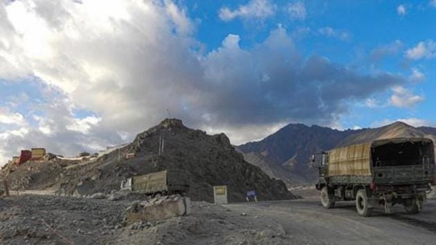 Army vehicles moving towards Line of Actual Control (LAC) amid border tension with China in Leh on Sept. 27, 2020.(PTI File Photo) Army vehicles moving towards Line of Actual Control (LAC) amid border tension with China in Leh on Sept. 27, 2020.(PTI File Photo)