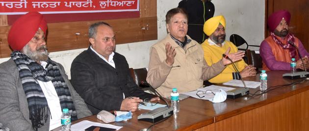 Former BJP state chief Rajinder Bhandari (centre) and others leaders addressing a press conference on Thursday. (Gurpreet Singh/HT) Former BJP state chief Rajinder Bhandari (centre) and others leaders addressing a press conference on Thursday. (Gurpreet Singh/HT)